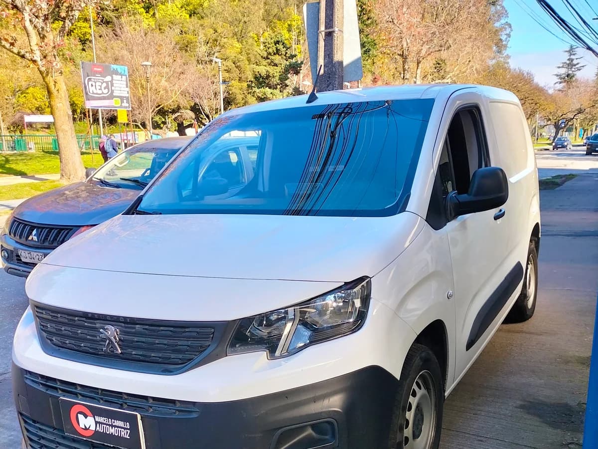 PEUGEOT Partner 1.5 L1 HDI DIESEL 100HP 4X2 MT 5P 2024 - Imagen 2