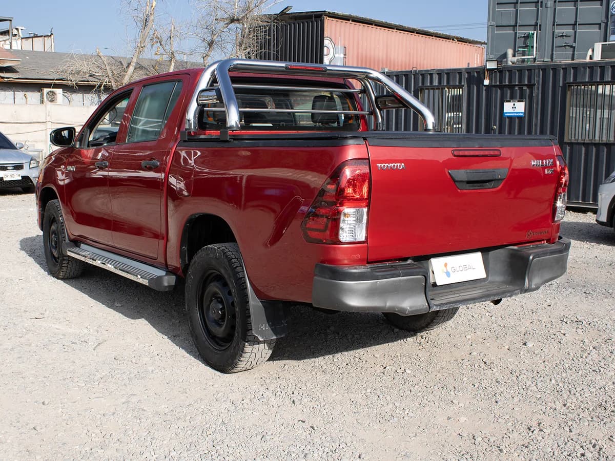 TOYOTA HILUX 4X4 - Imagen 4