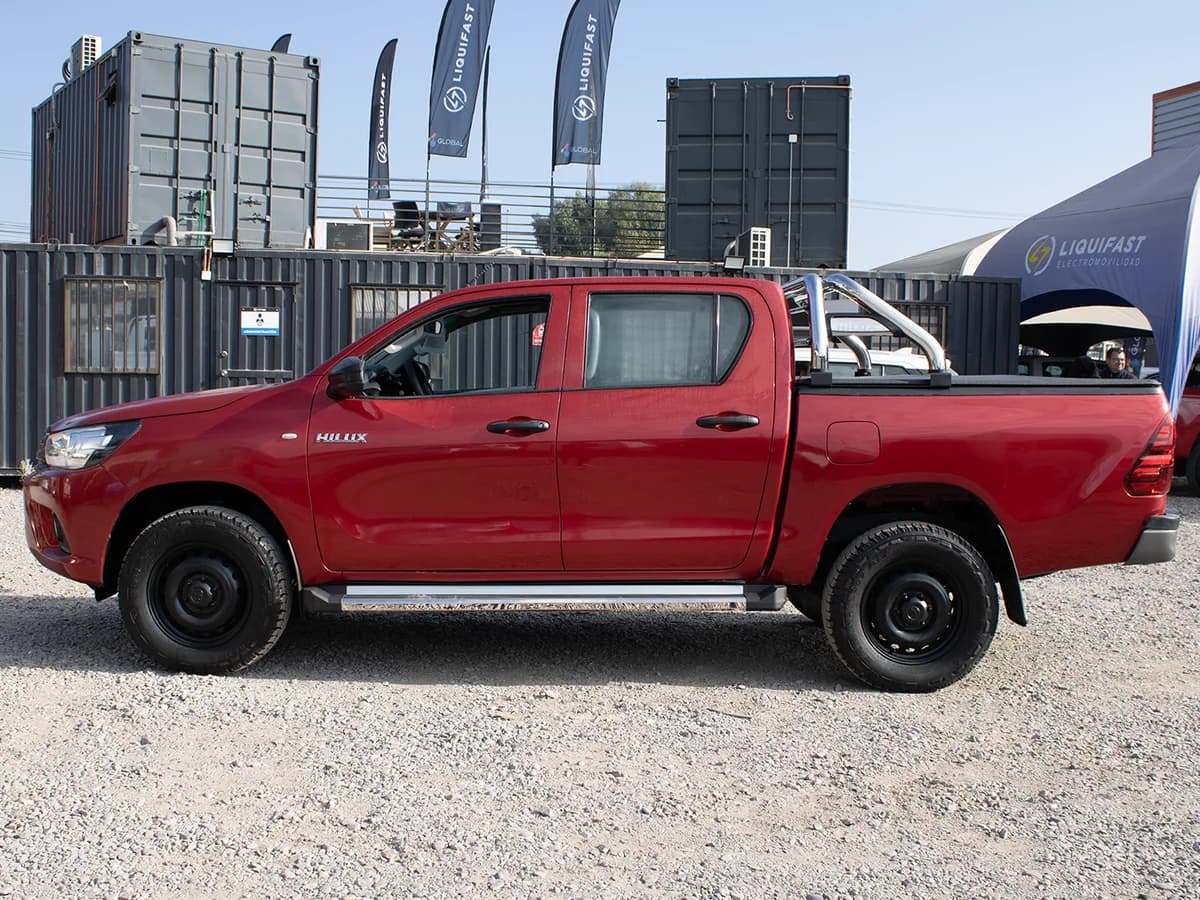 TOYOTA HILUX 4X4 - Imagen 7