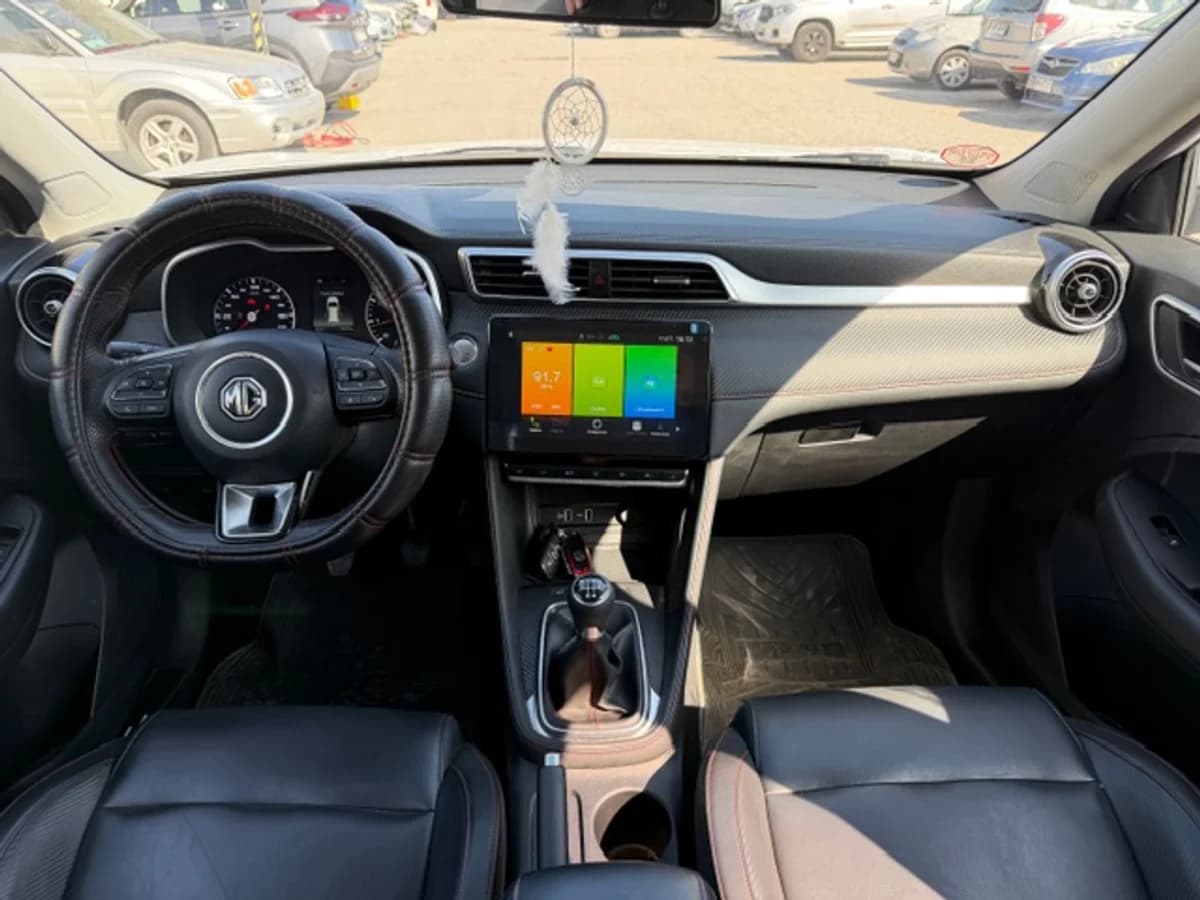 MG Zx 1.5 COM 2WD MT 5P 2025 - Imagen 13
