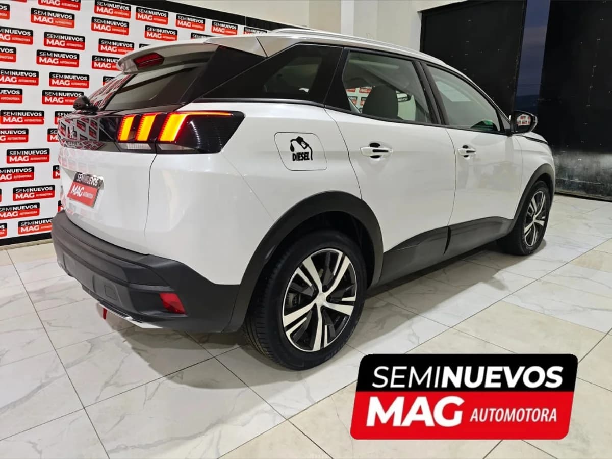 PEUGEOT 3008 1.5 ACTIVE PACK BLUEHDI 130 4X2 MT6 5P 2023 - Imagen 3