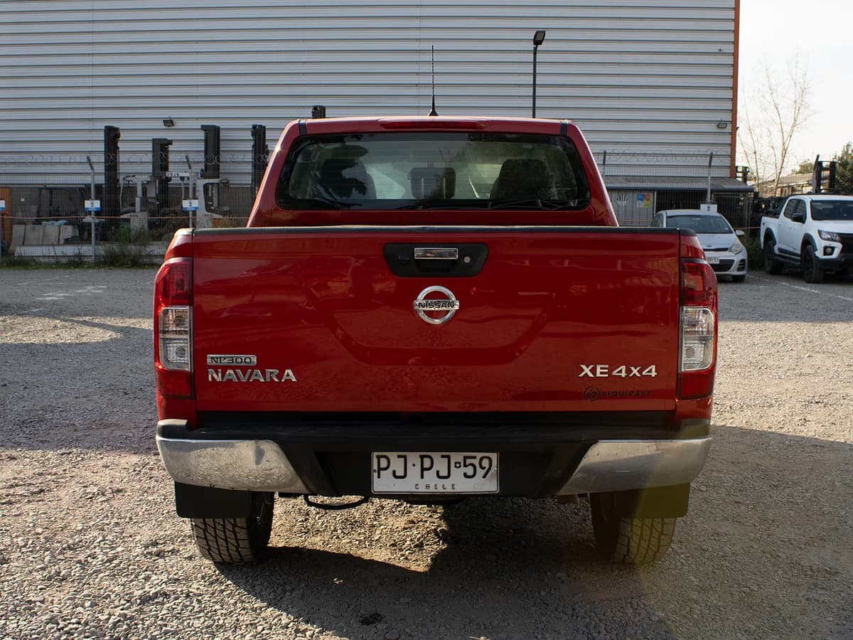 NISSAN NP300 DCAB 4X4 - Imagen 5