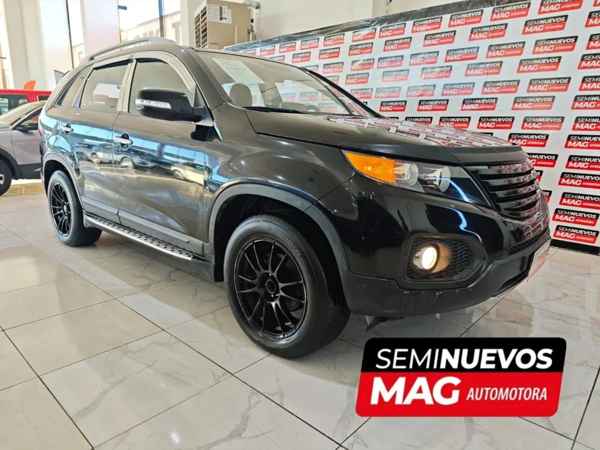 KIA SORENTO 2.2 AUT 2010 - Imagen 2