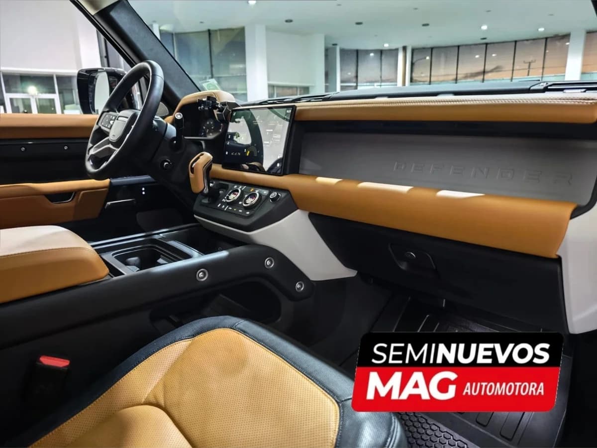 LAND ROVER DEFENDER 3.0 4X4 AT 3P 2024 - Imagen 15