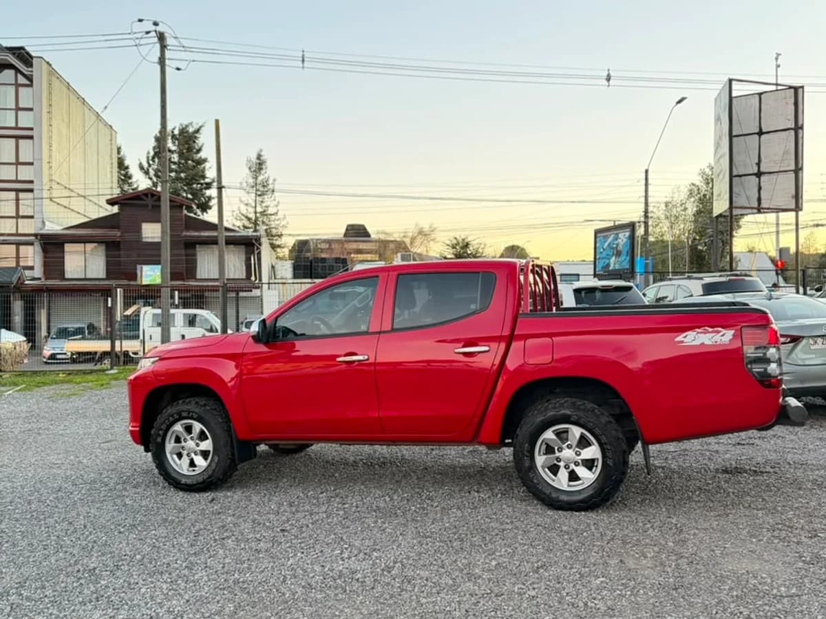 MITSUBISHI L200 2.4 KATANA CRT PACK DOB. CAB. 4X4 MT 4P 2022 - Imagen 11