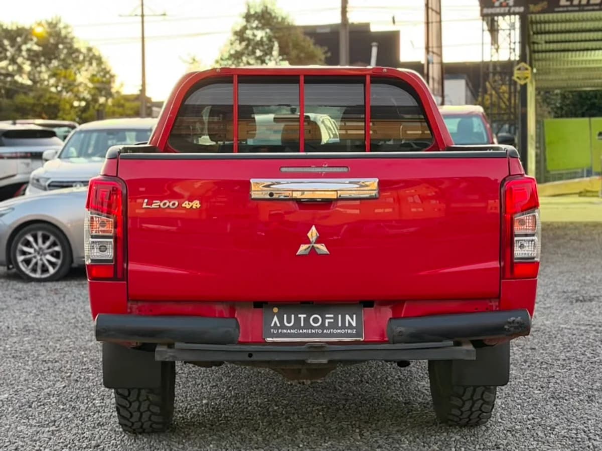 MITSUBISHI L200 2.4 KATANA CRT PACK DOB. CAB. 4X4 MT 4P 2022 - Imagen 18