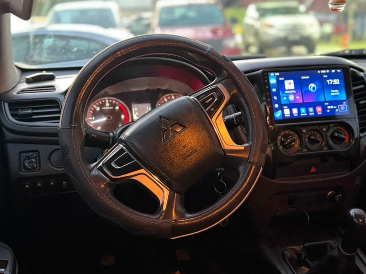 MITSUBISHI L200 2.4 KATANA CRT PACK DOB. CAB. 4X4 MT 4P 2022 - Imagen 20