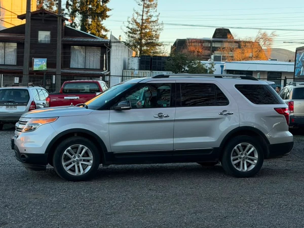 FORD Explorer XLT 3.5 2014 - Imagen 2