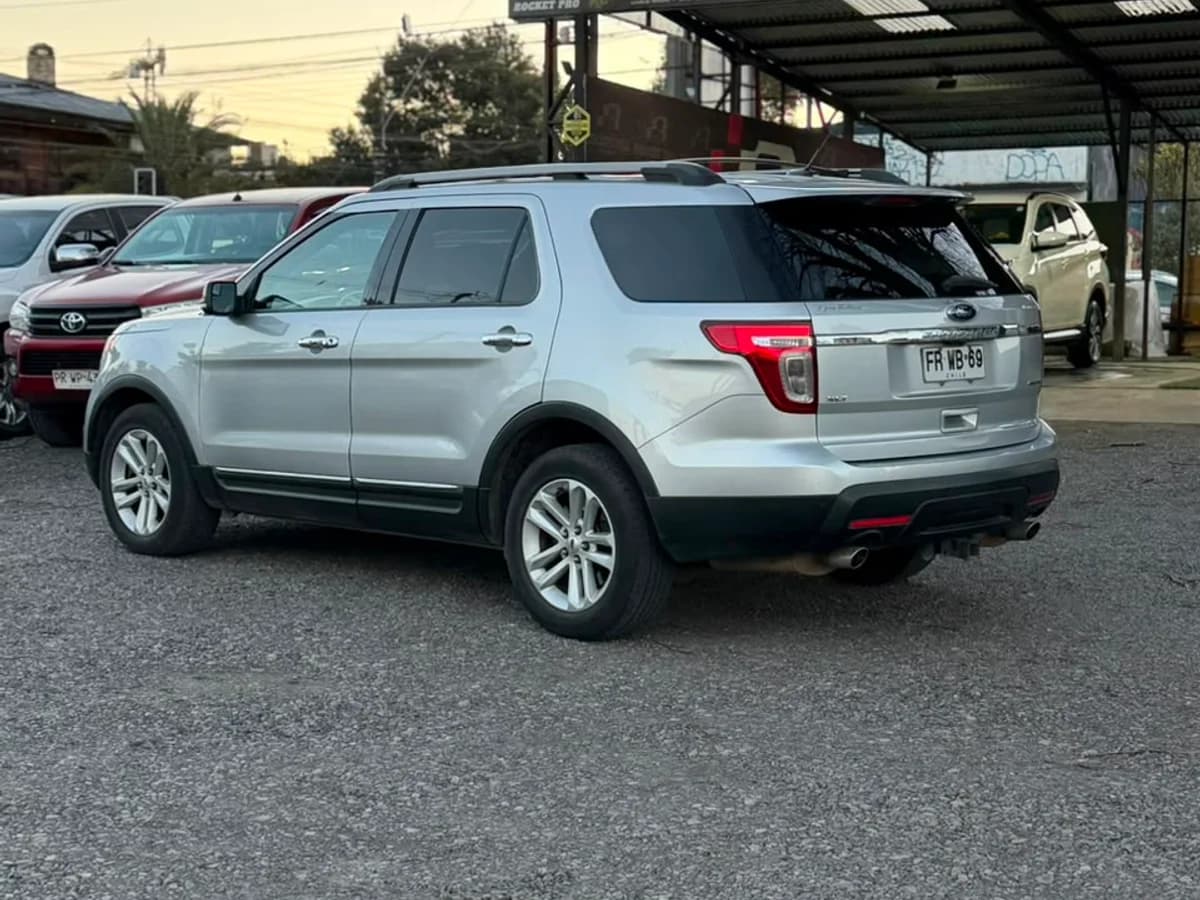 FORD Explorer XLT 3.5 2014 - Imagen 8