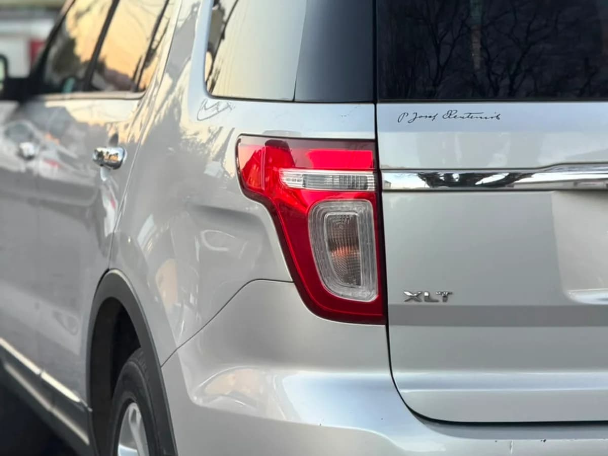 FORD Explorer XLT 3.5 2014 - Imagen 16