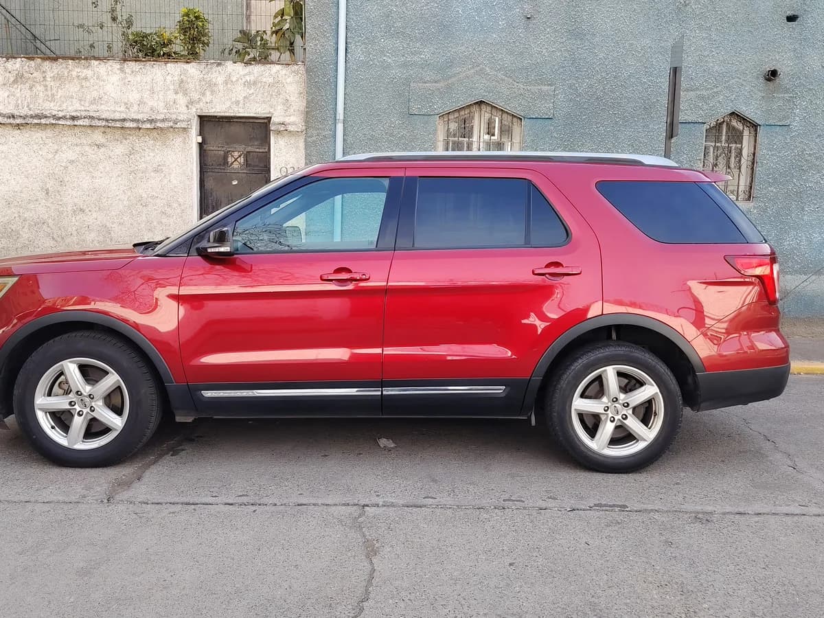 FORD Explorer XLT 3.5 2018 - Imagen 4