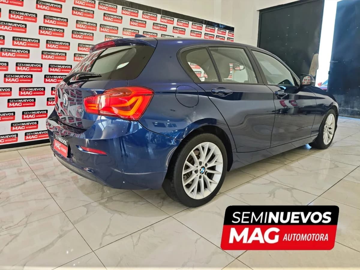 BMW 118 I 1.5 AUT 2019 - Imagen 2