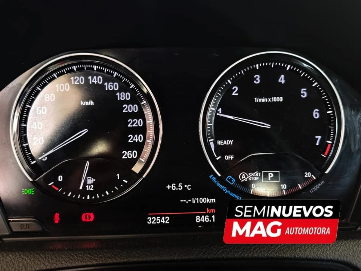 BMW 118 I 1.5 AUT 2019 - Imagen 10