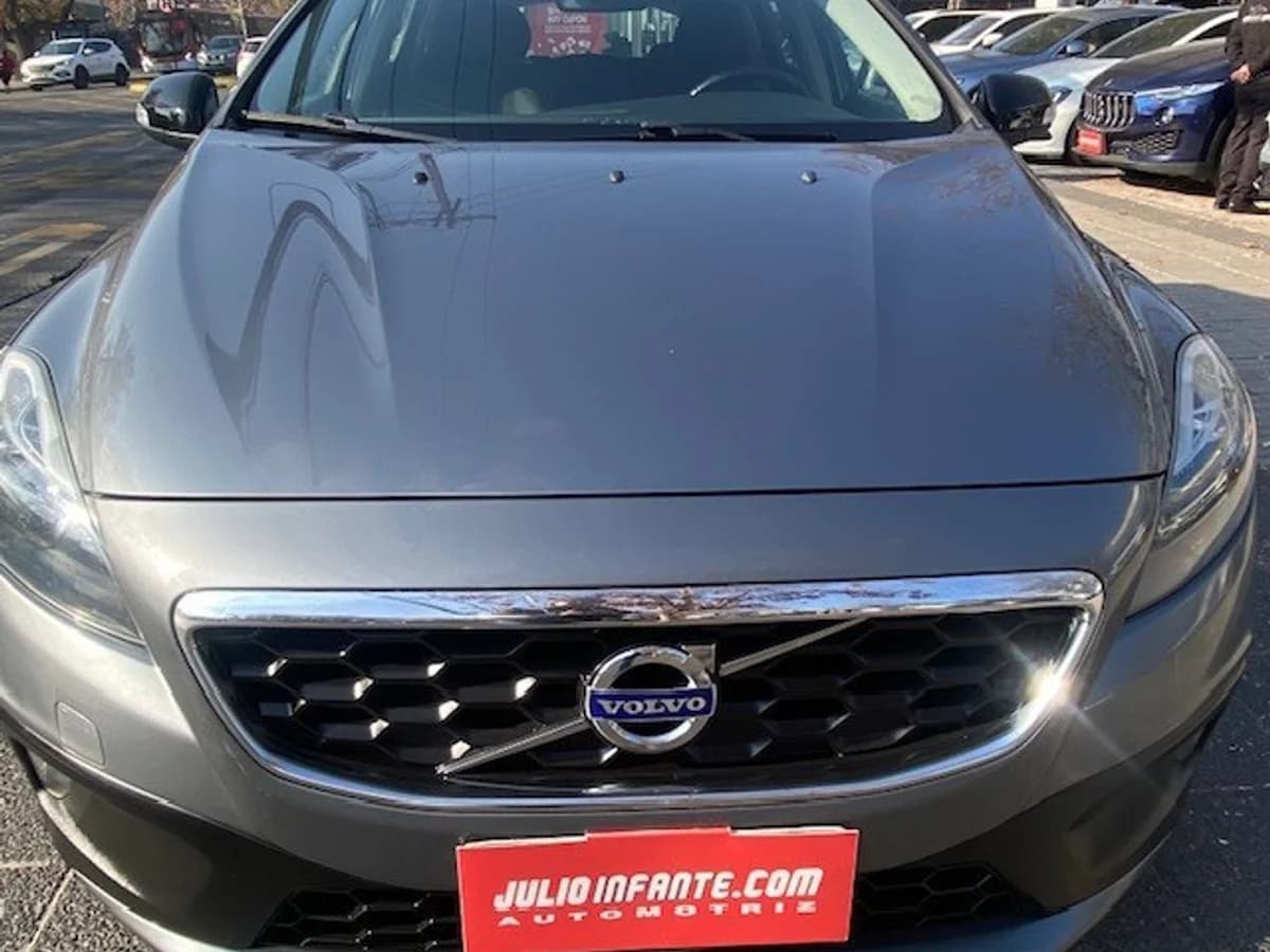 VOLVO V40 T4 2.0 Cross Country 2015 - Imagen 3