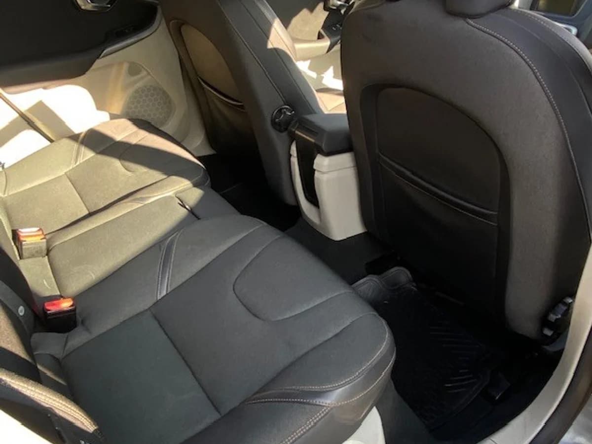 VOLVO V40 T4 2.0 Cross Country 2015 - Imagen 12