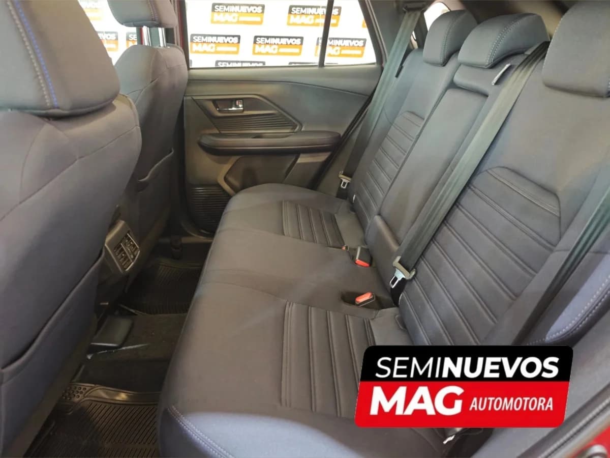 TOYOTA Yaris 1.5 XI CVT 4X2 2024 - Imagen 9