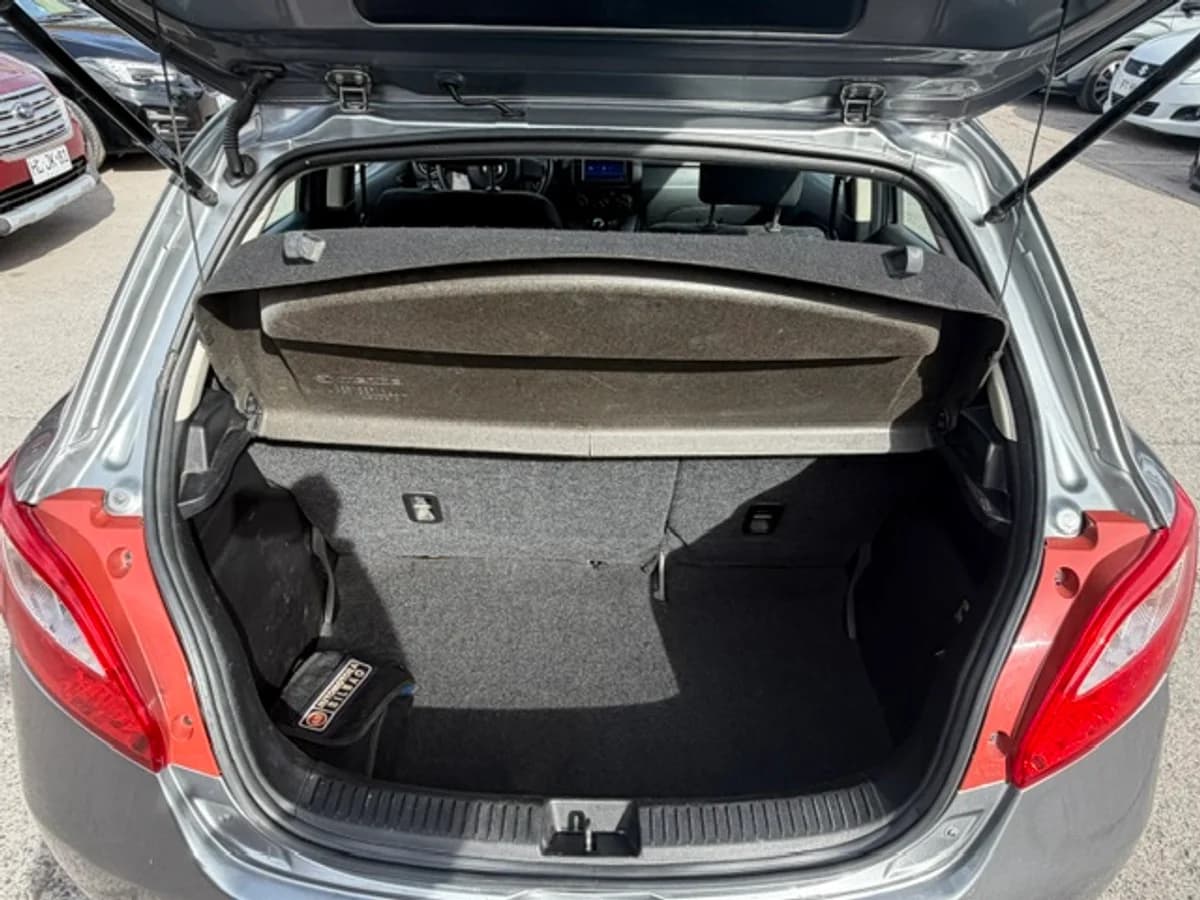 MAZDA 2 1.5 SPORT FULL 4X2 MT 5P 2014 - Imagen 14
