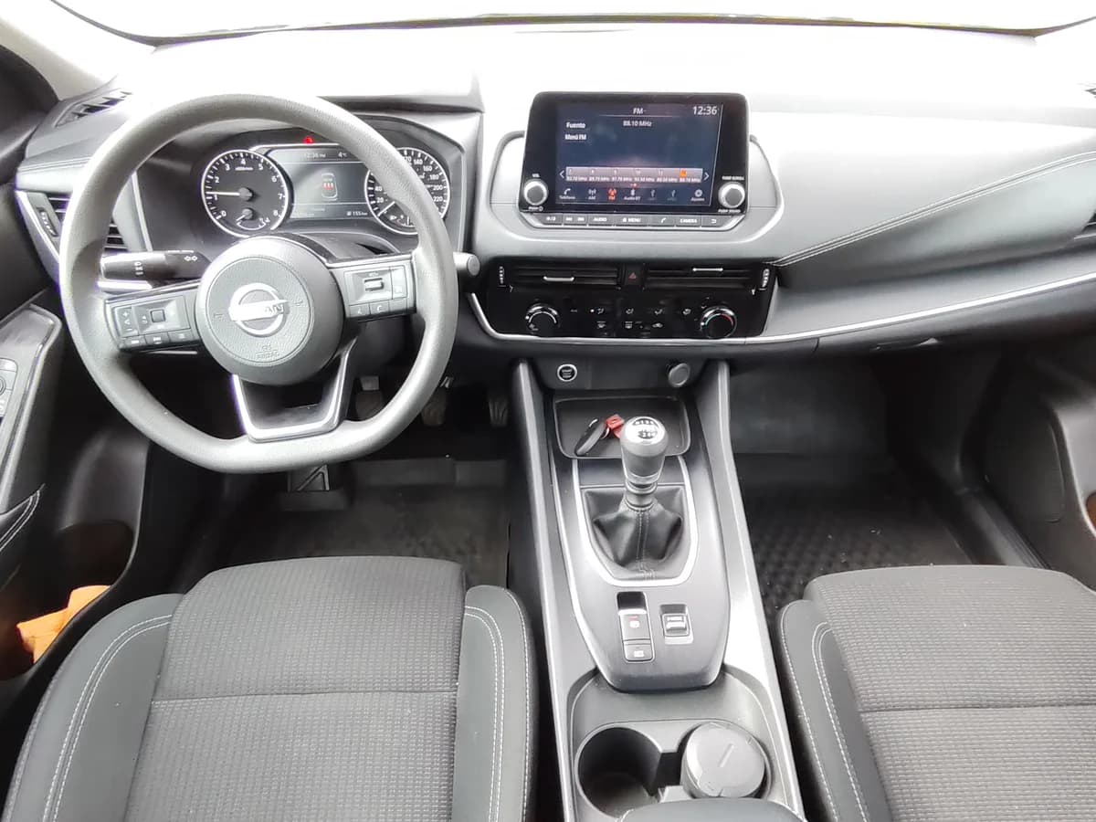 NISSAN Qashqai 1.3 MT 2023 - Imagen 17