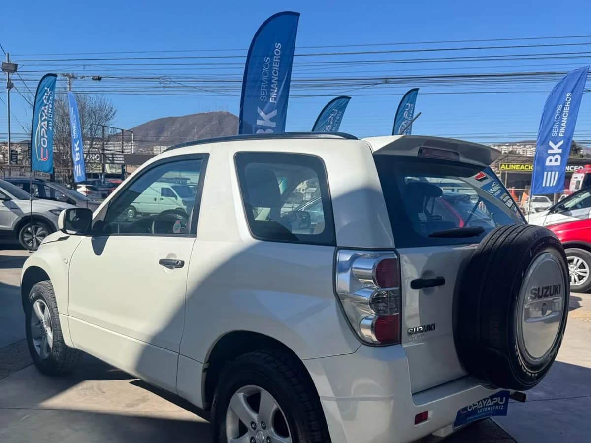 SUZUKI GRAND VITARA GLX SPORT 4X4 1.6 2018 - Imagen 5