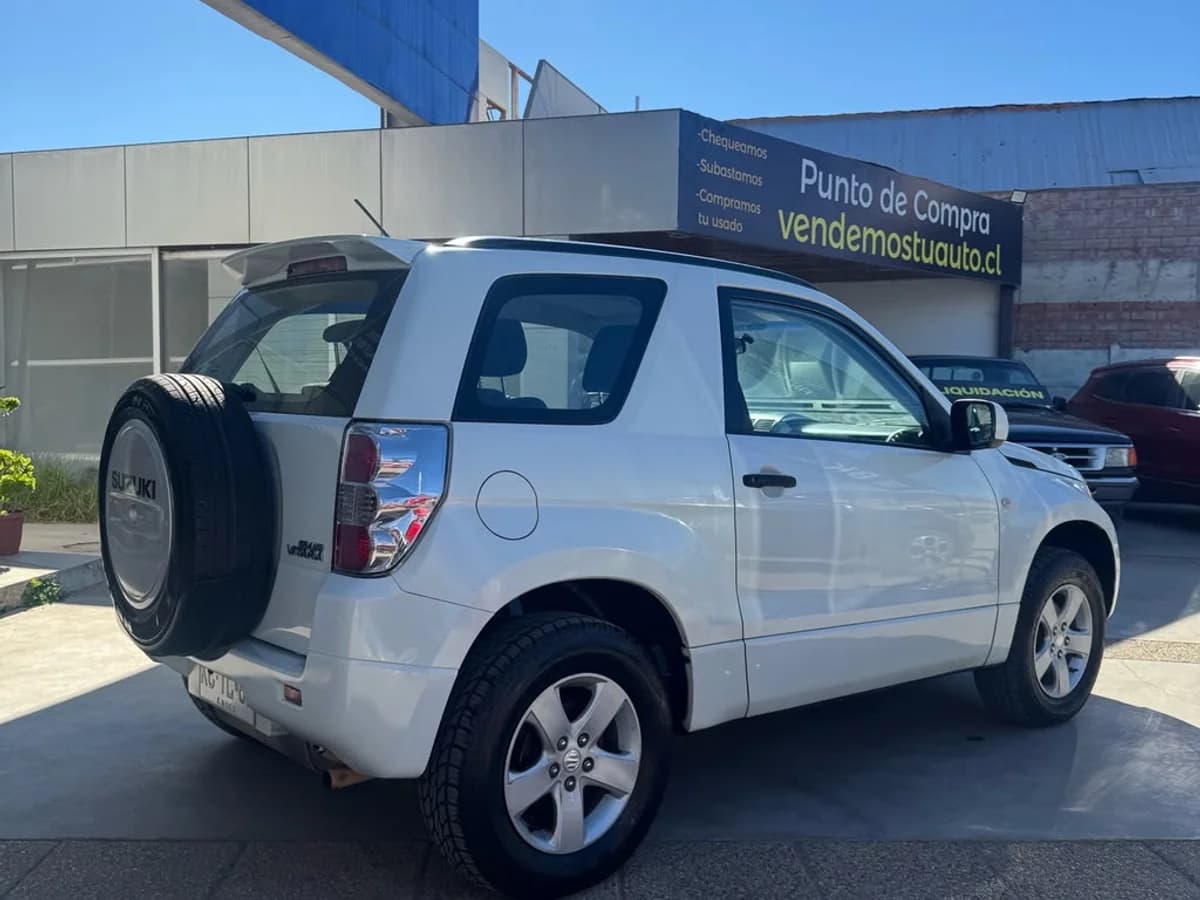 SUZUKI GRAND VITARA GLX SPORT 4X4 1.6 2018 - Imagen 7