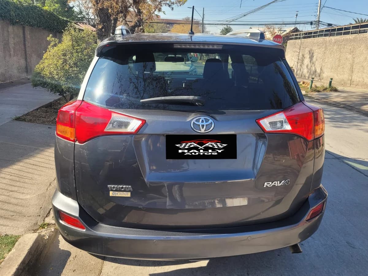 TOYOTA Rav4 2.5 AUTOMÁTICA 2015 - Imagen 4