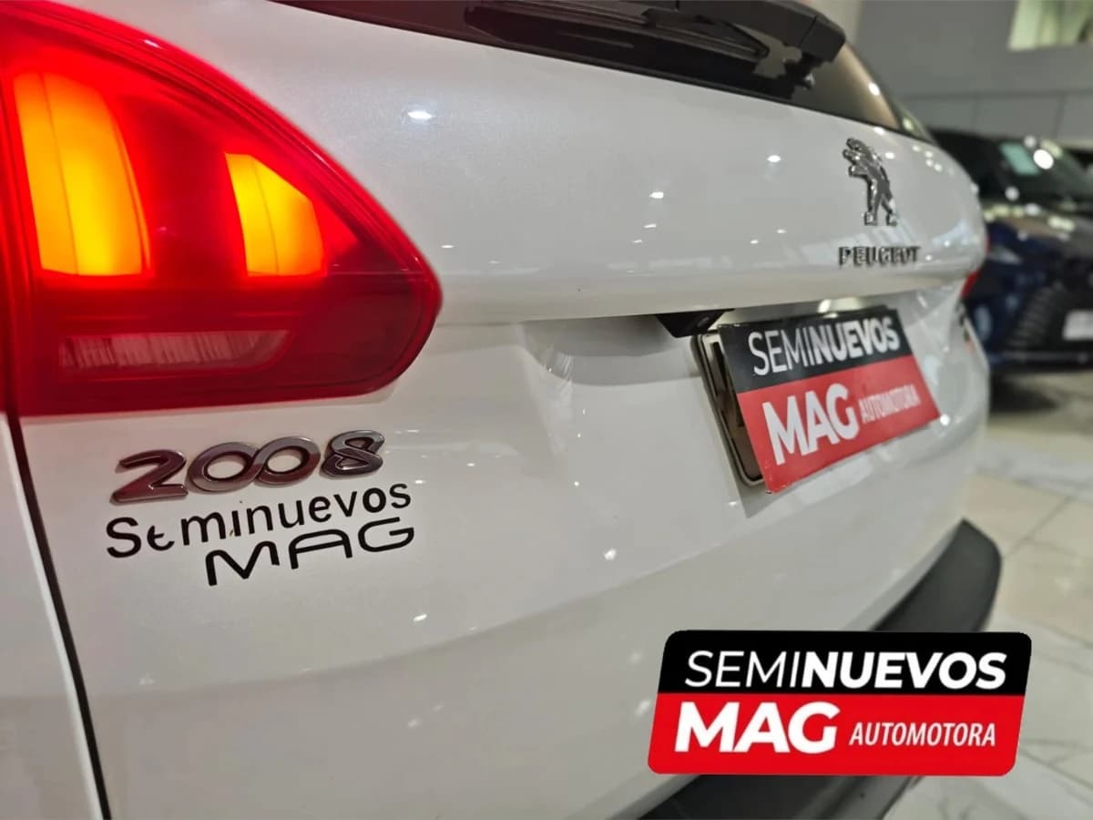 PEUGEOT 2008 1.2 GT-LINE PURETECH 4X2 110HP AT 5P 2018 - Imagen 5