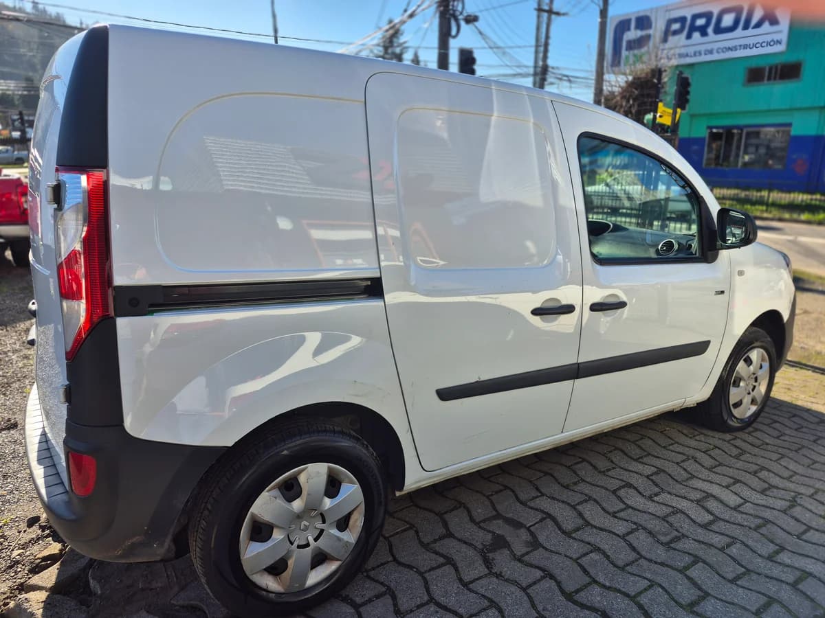RENAULT KANGOO ZE AT ELECTRICO L1 33 KWH 4X2 FURGON 4P 2022 - Imagen 3