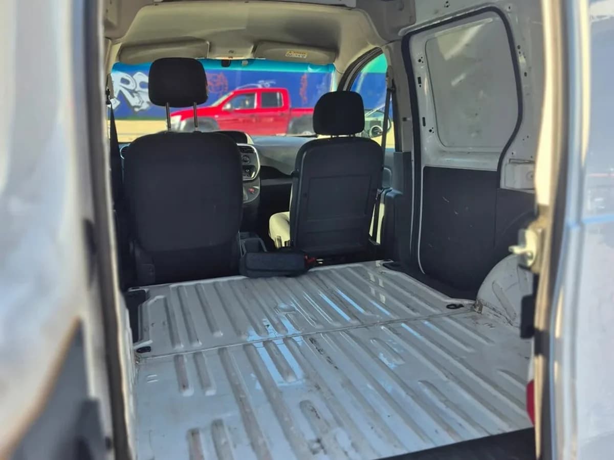 RENAULT KANGOO ZE AT ELECTRICO L1 33 KWH 4X2 FURGON 4P 2022 - Imagen 6