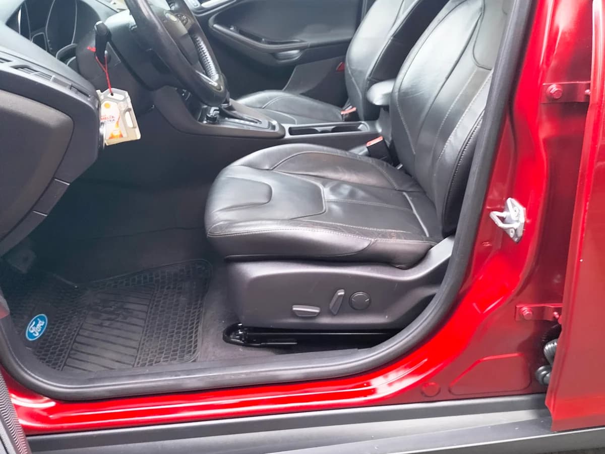 FORD Focus 2.0 AUT 2016 - Imagen 5