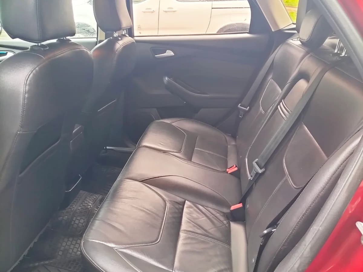FORD Focus 2.0 AUT 2016 - Imagen 10