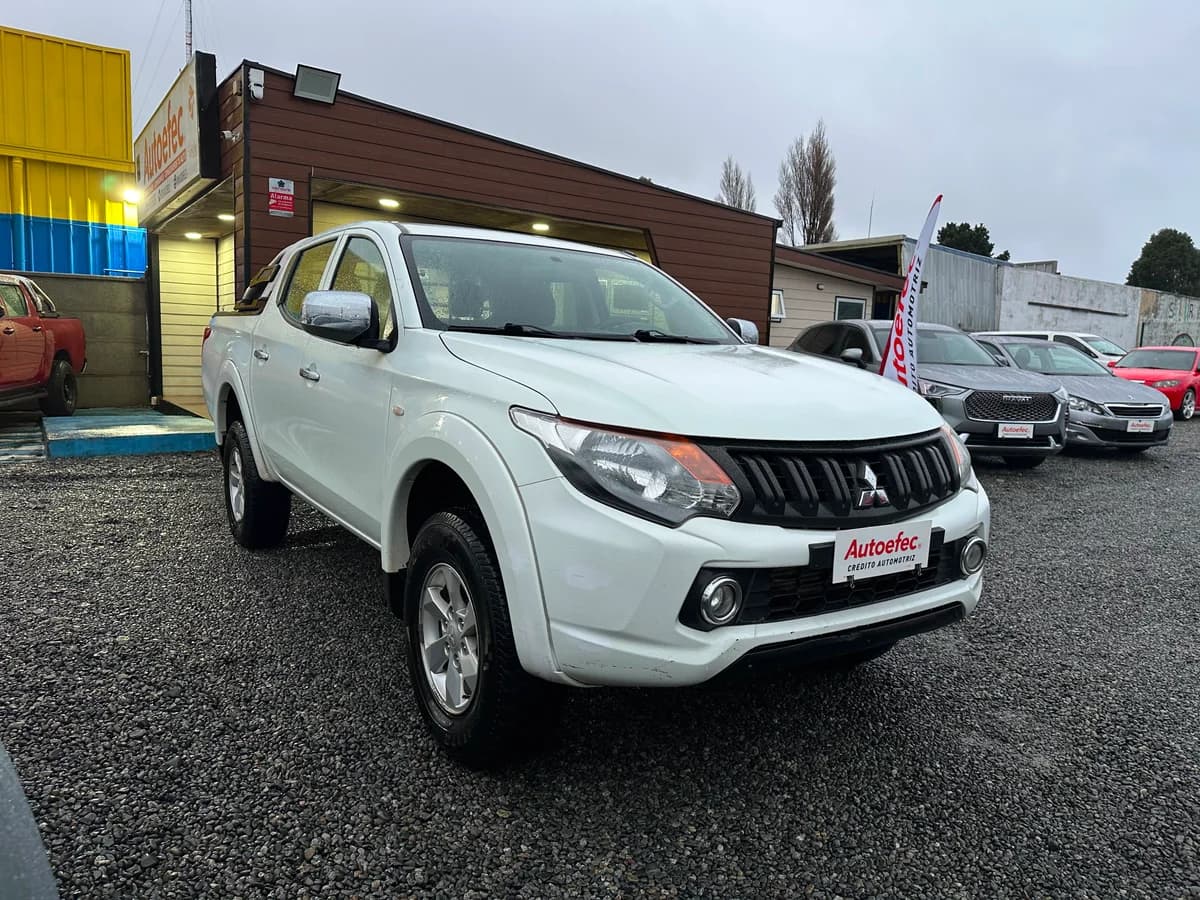 MITSUBISHI L200 KATANA CRT 4X4 2019 - Imagen 4