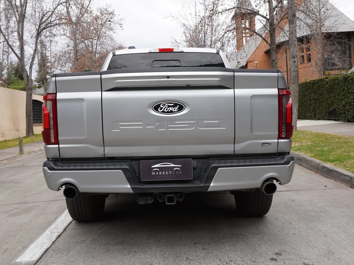 FORD F 150 LARIAT BLACK 5.0 V8 2025 Facturable - Imagen 8