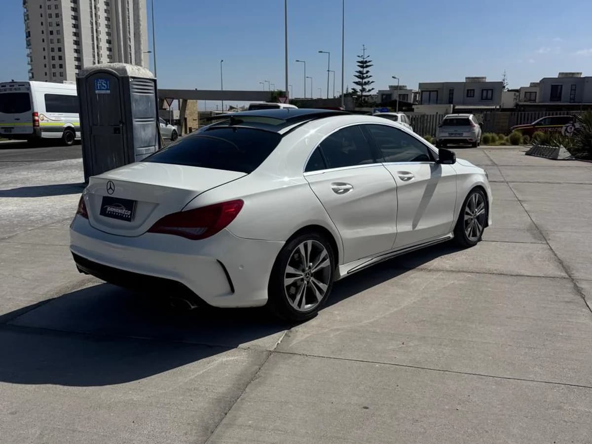 MERCEDES BENZ CLA 220 CDI AUTOMÁTICO 2014 - Imagen 8