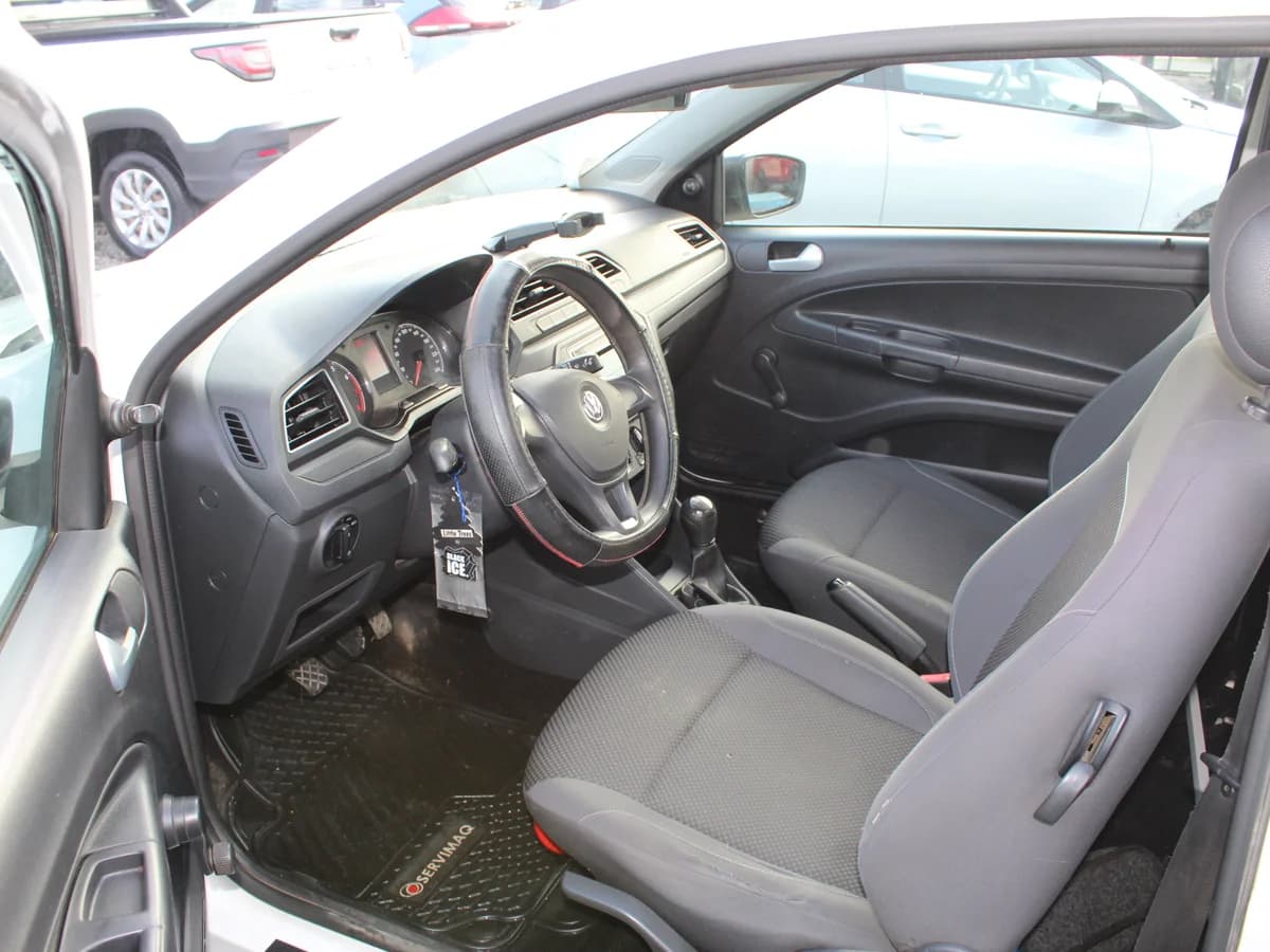 VOLKSWAGEN Saveiro 1.6 POWER PLUS 4X2 MT 2P 2019 - Imagen 10