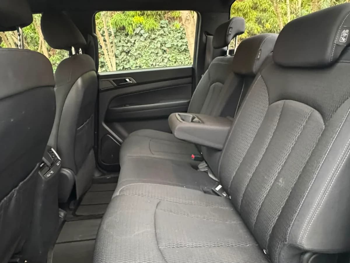 SSANGYONG NEW MUSSO GRAND GLX 2.2 MT6 4X2 DIESEL AÑO 2022 - Imagen 22