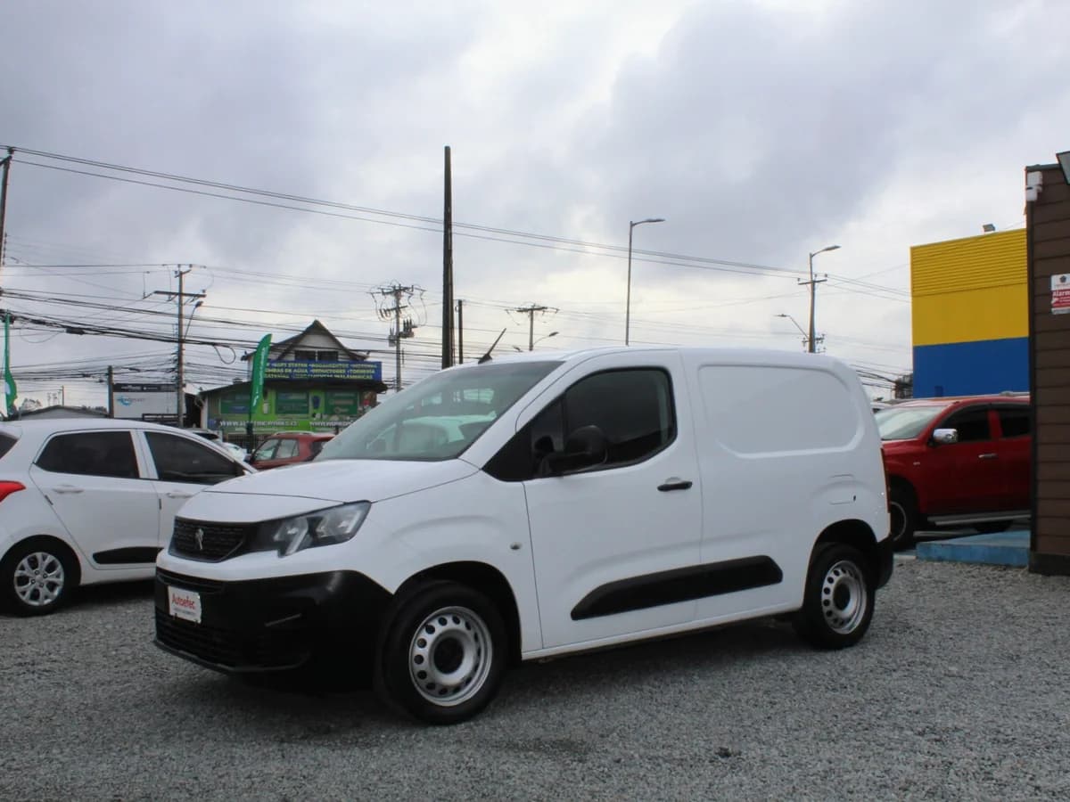 PEUGEOT Partner 1.6 L2 HDI 92 MT 2022 - Imagen 1