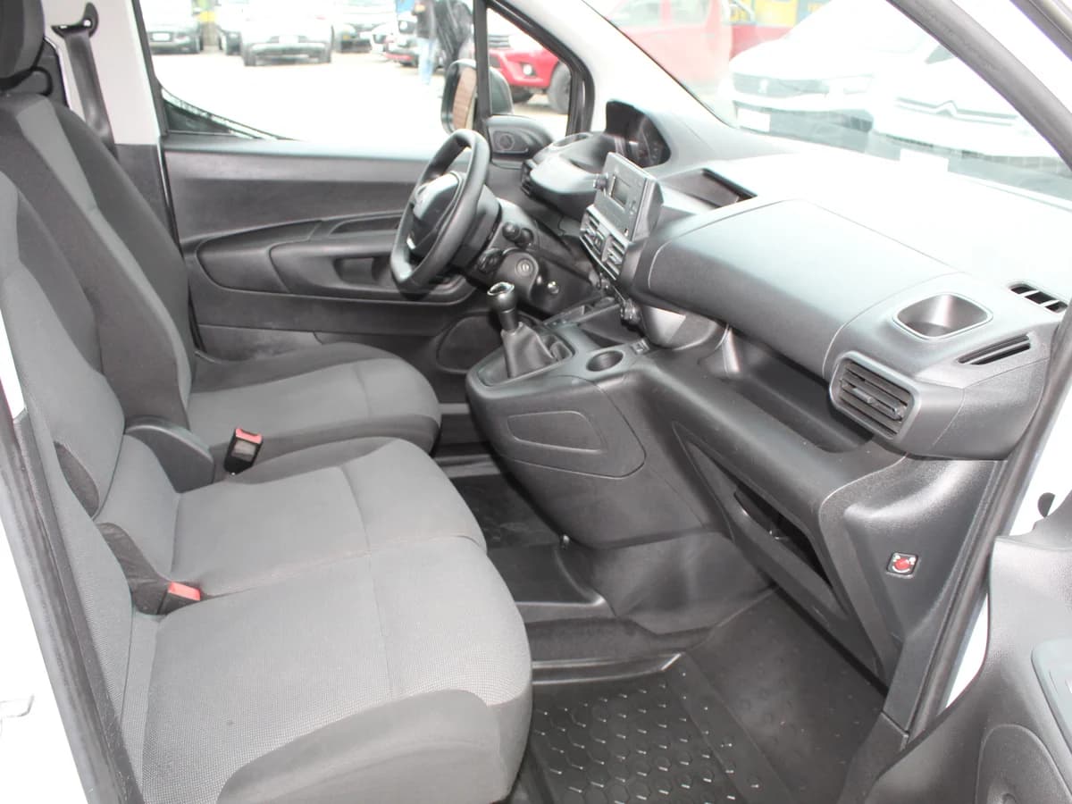 PEUGEOT Partner 1.6 L2 HDI 92 MT 2022 - Imagen 6
