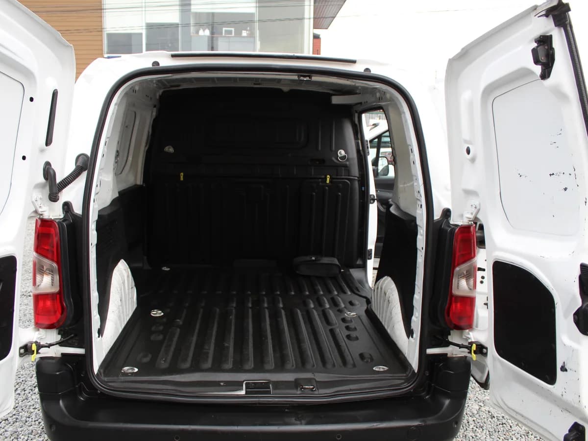 PEUGEOT Partner 1.6 L2 HDI 92 MT 2022 - Imagen 8