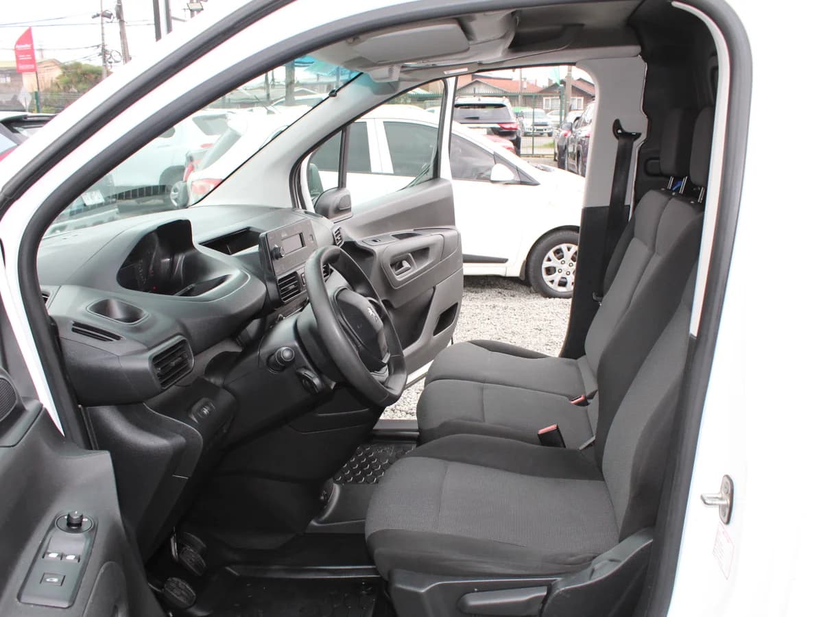 PEUGEOT Partner 1.6 L2 HDI 92 MT 2022 - Imagen 11