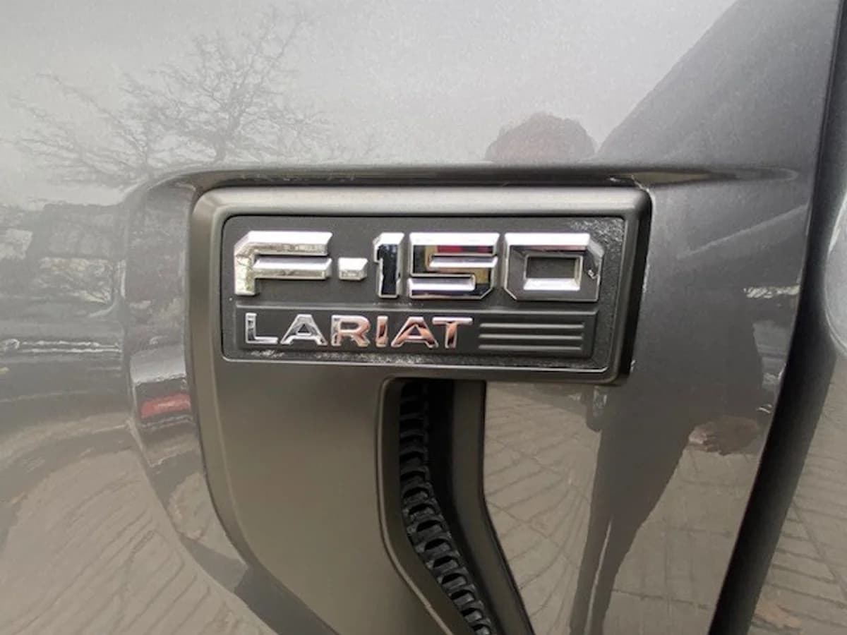 FORD F-150 LARIAT SPORT 5.0 4x4 AUT 2023 - Imagen 21