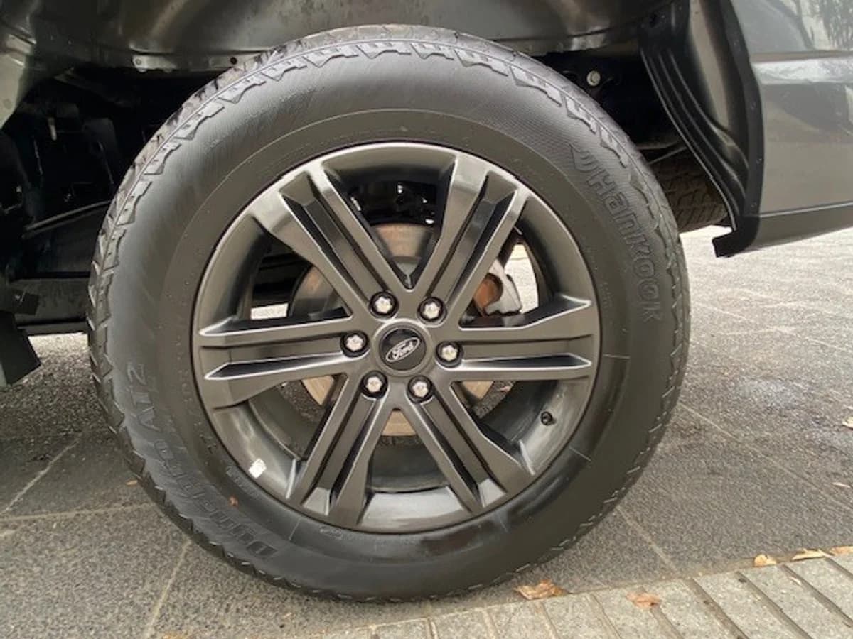 FORD F-150 LARIAT SPORT 5.0 4x4 AUT 2023 - Imagen 26