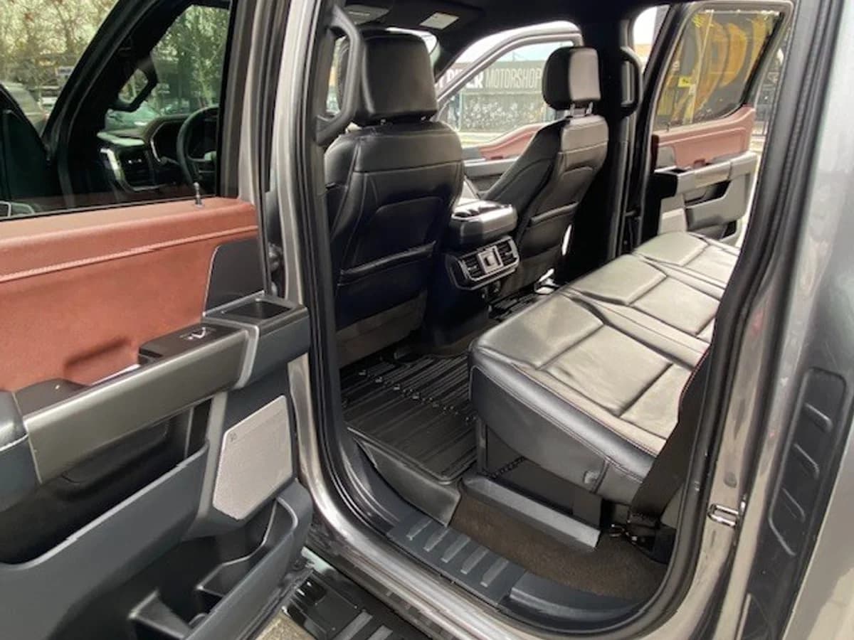 FORD F-150 LARIAT SPORT 5.0 4x4 AUT 2023 - Imagen 13