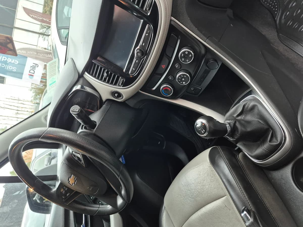 CHEVROLET Tracker II FWD 2020 - Imagen 9