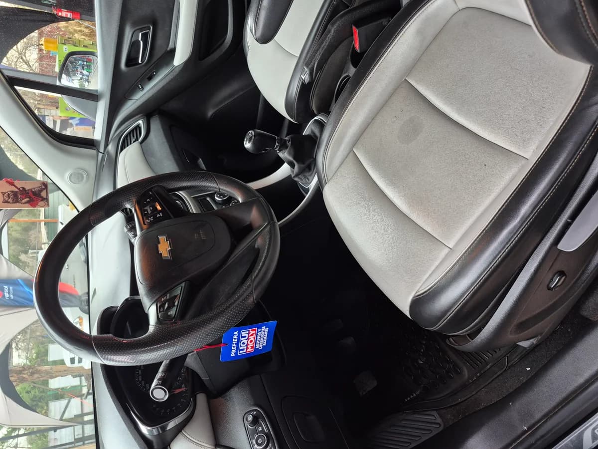CHEVROLET Tracker II FWD 2020 - Imagen 11