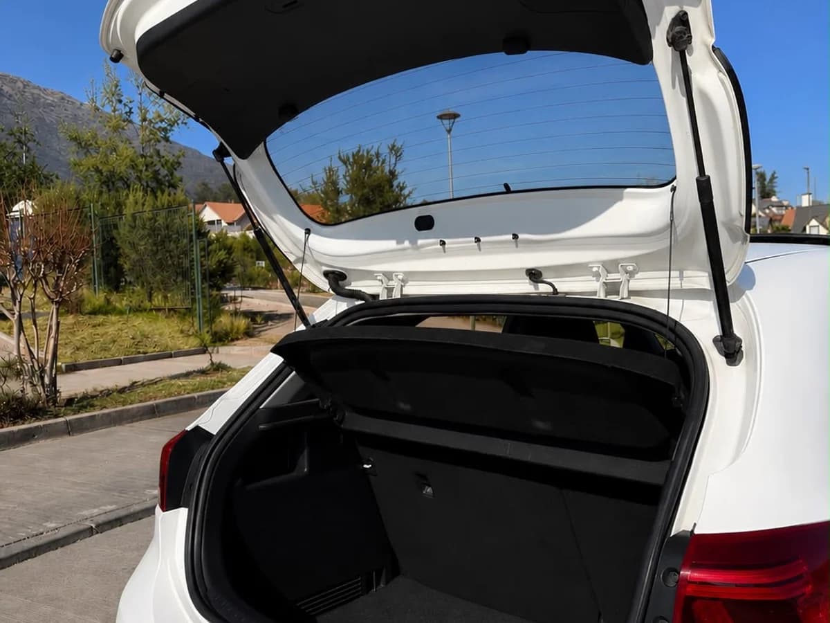 KIA Rio 5 EX SPORT 1.6 2019 - Imagen 5