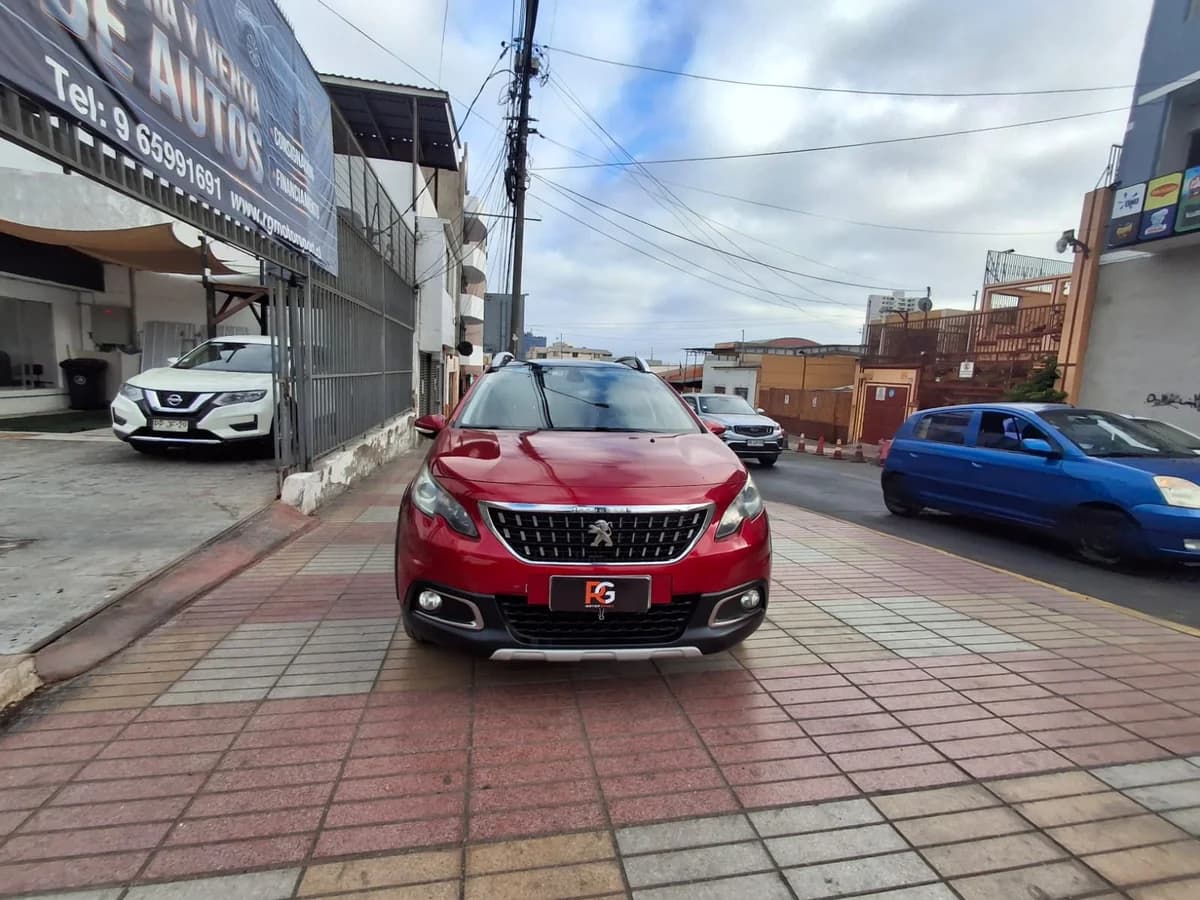 PEUGEOT 2008 ALLURE BLUEHDI 1.6 2018 - Imagen 1