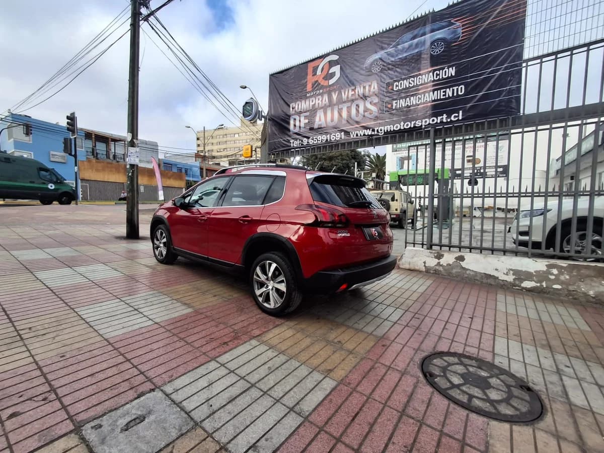 PEUGEOT 2008 ALLURE BLUEHDI 1.6 2018 - Imagen 2