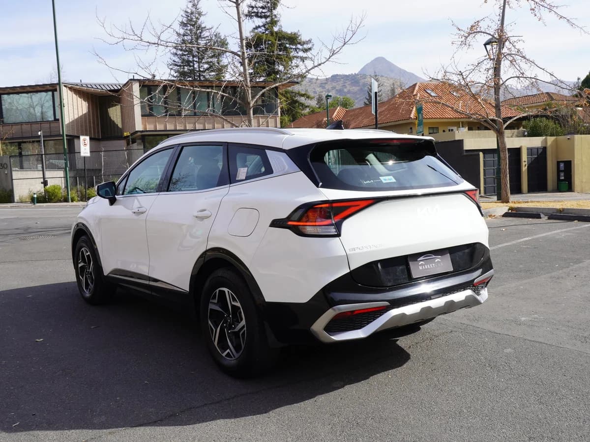 KIA Sportage EX 2.0L MT 2023 - Imagen 12