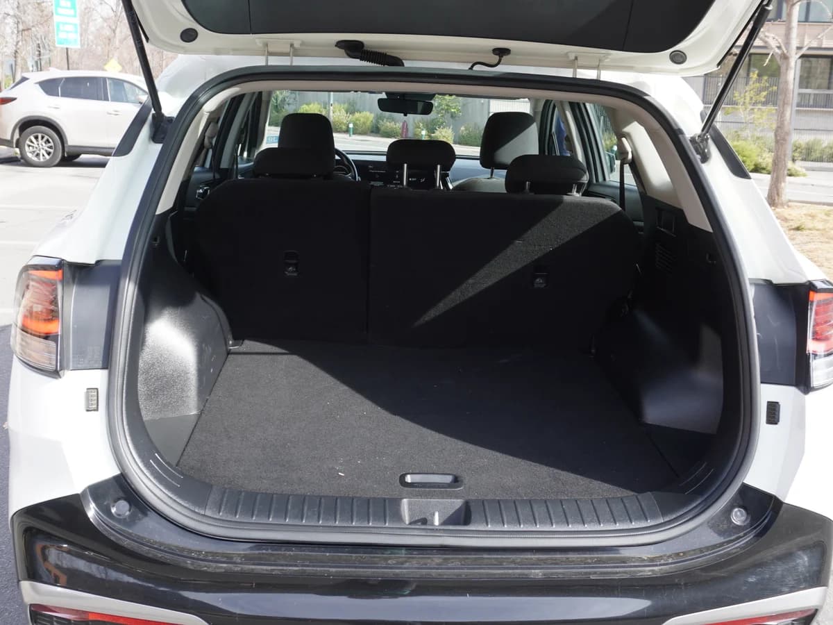 KIA Sportage EX 2.0L MT 2023 - Imagen 17