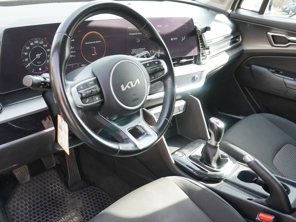 KIA Sportage EX 2.0L MT 2023 - Imagen 27